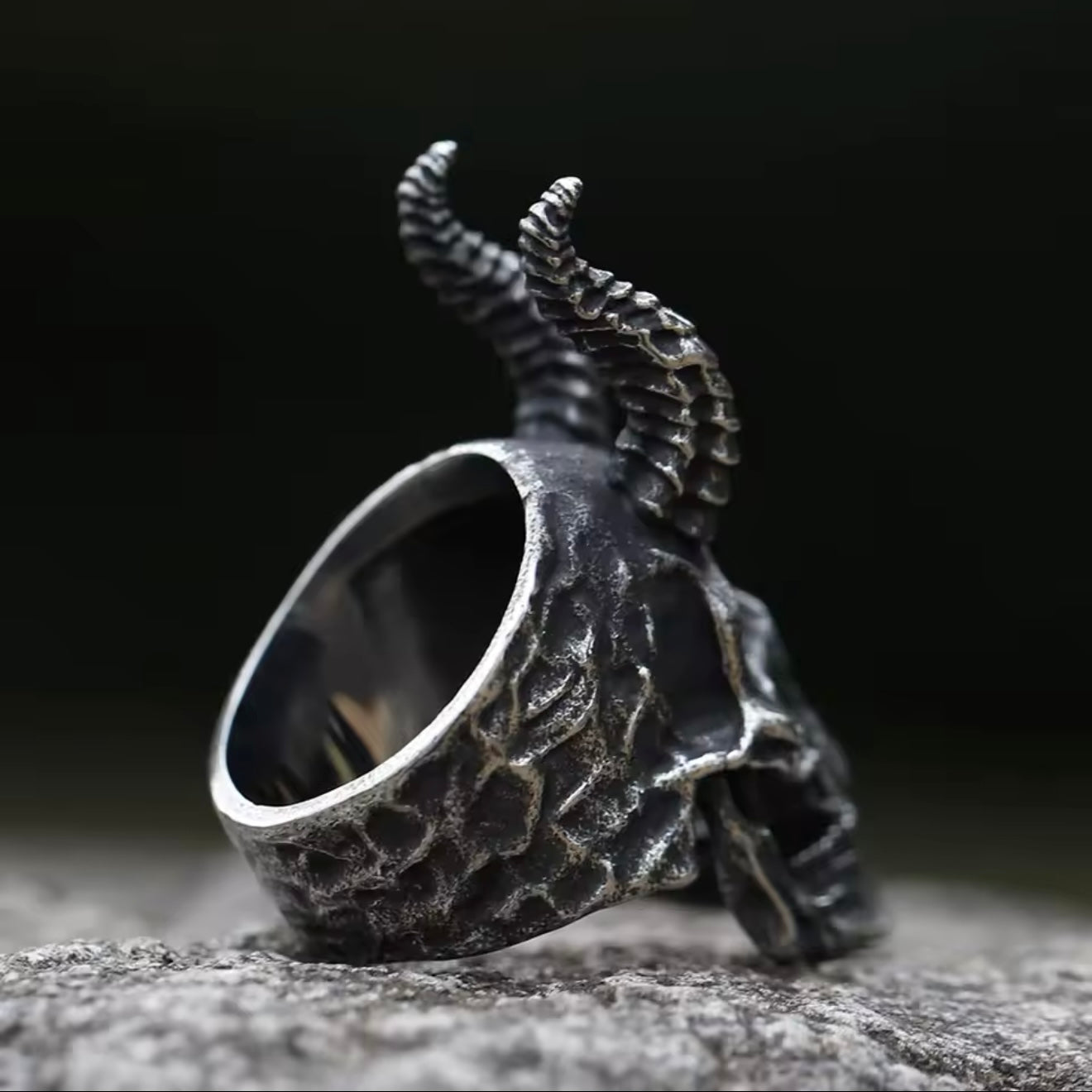 Infernal Skull Ring