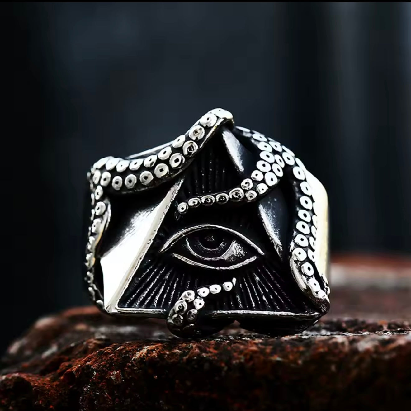 Tentacle Eye of Truth Ring